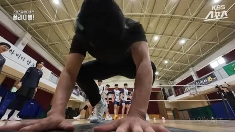배구 선출 두명 얼굴합 미쳤음 .. jpg | 인스티즈