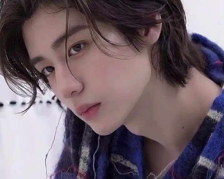 연상과 동갑 꼬실 때 요긴하게 써주세요 김이한 햔왼 햔른 저화질 (2) webp 공유 | 인스티즈