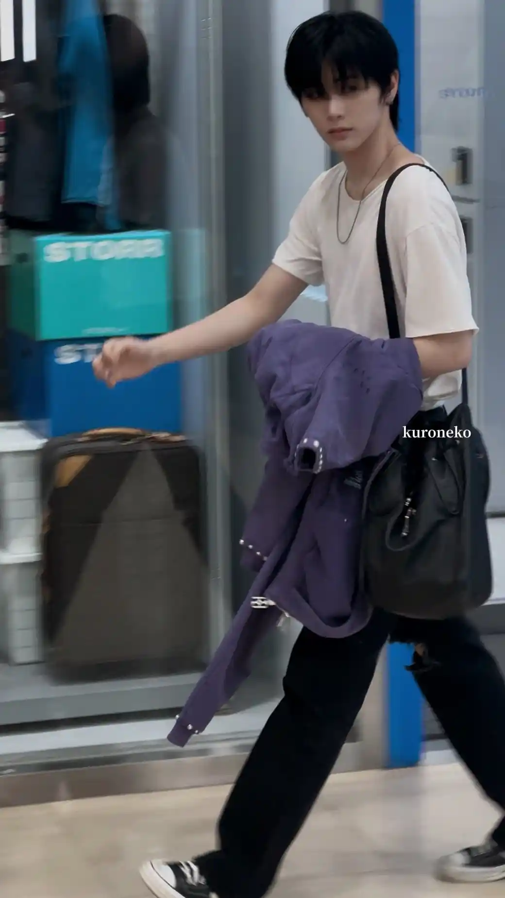 한태산 흑발 뉴 짤이당!!!!!!! 넘 신난당!!!!!! 한태산 한동민 탯왼 탯른 뉴 남찍사 프리뷰 (6) webp 공유 | 인스티즈