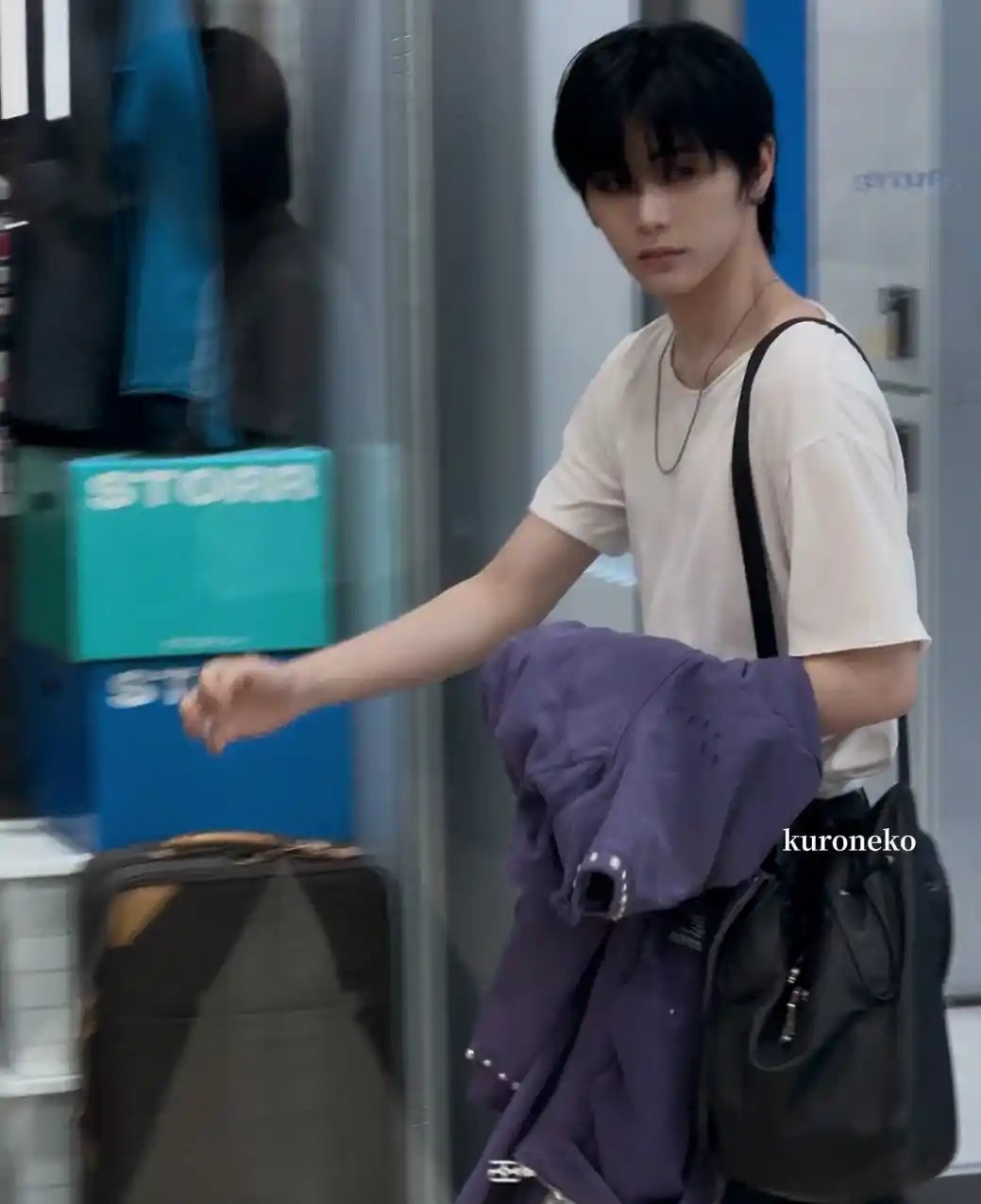 한태산 흑발 뉴 짤이당!!!!!!! 넘 신난당!!!!!! 한태산 한동민 탯왼 탯른 뉴 남찍사 프리뷰 (6) webp 공유 | 인스티즈