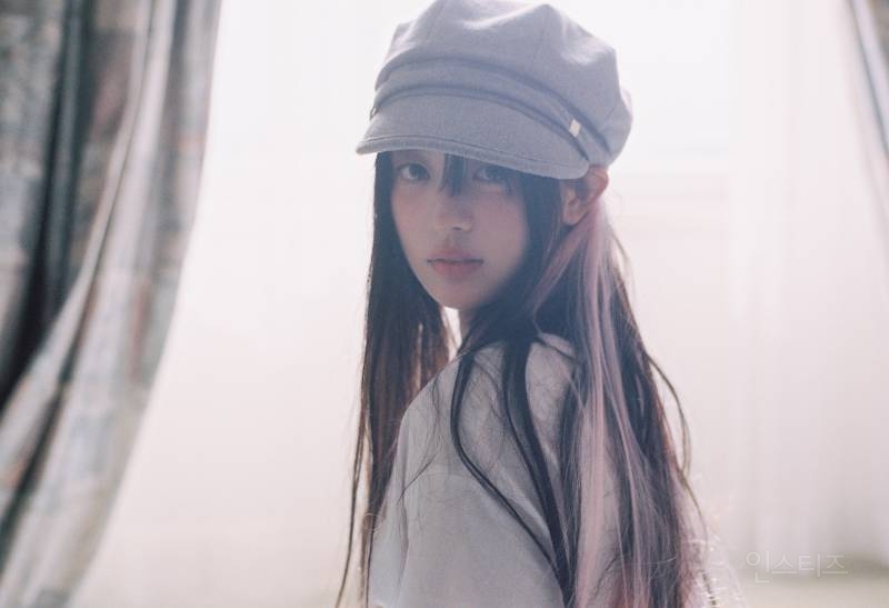 ILLIT(아일릿) 'bomb' Concept Photo (PINK BOMB Ver.) | 인스티즈