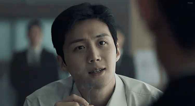 비흡연자 배우가 말아주는 헤비스모커 .jpgif | 인스티즈