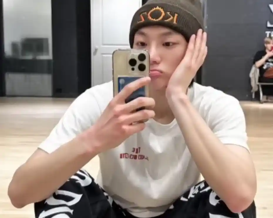 연습생 시절 박성호 셀카 호왼 호른 (8) webp 공유 | 인스티즈