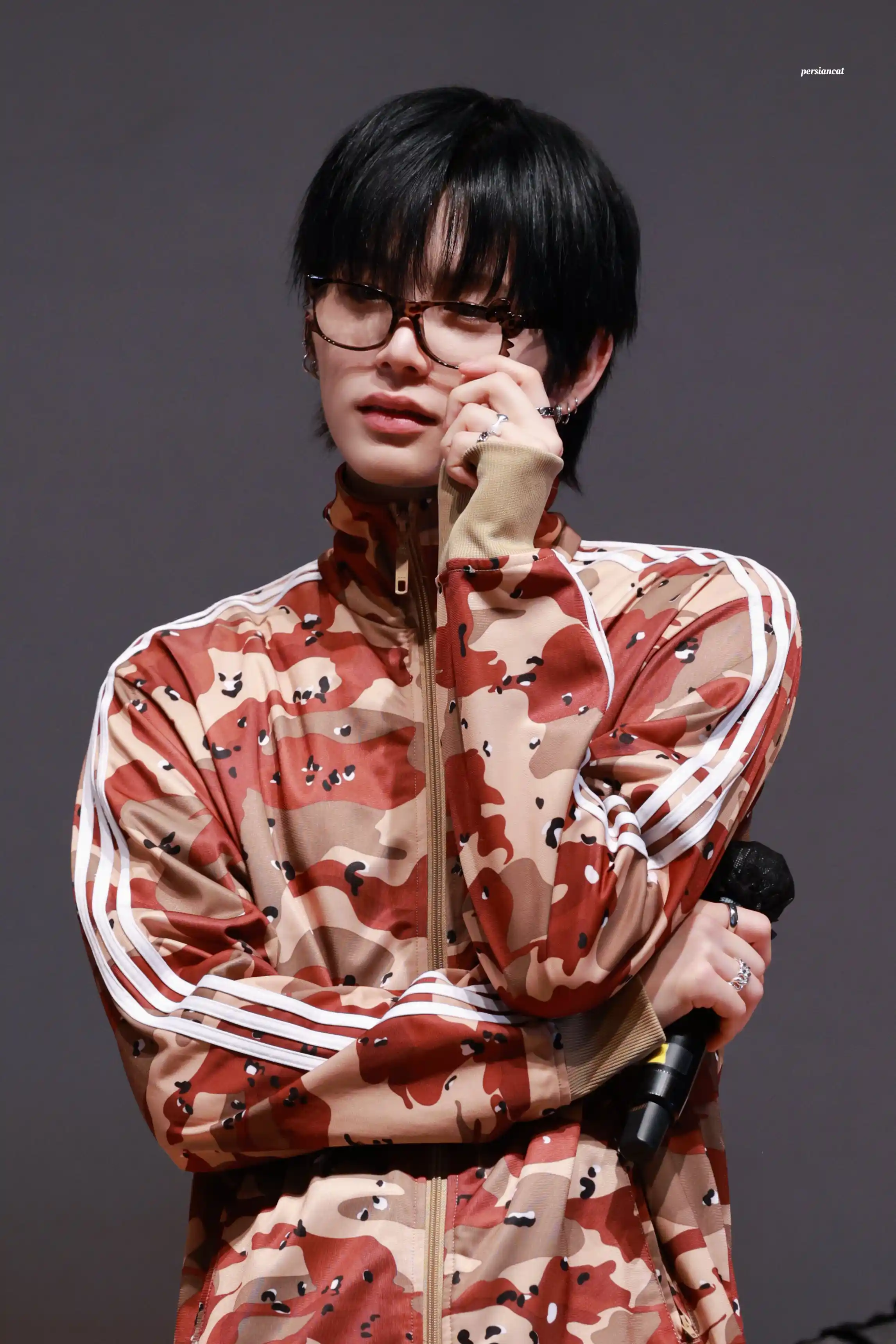 깔이 미쳐 돌았네요 한태산 한동민 탯왼 탯른 흑발 셀카 프리뷰 (17) webp 공유 | 인스티즈