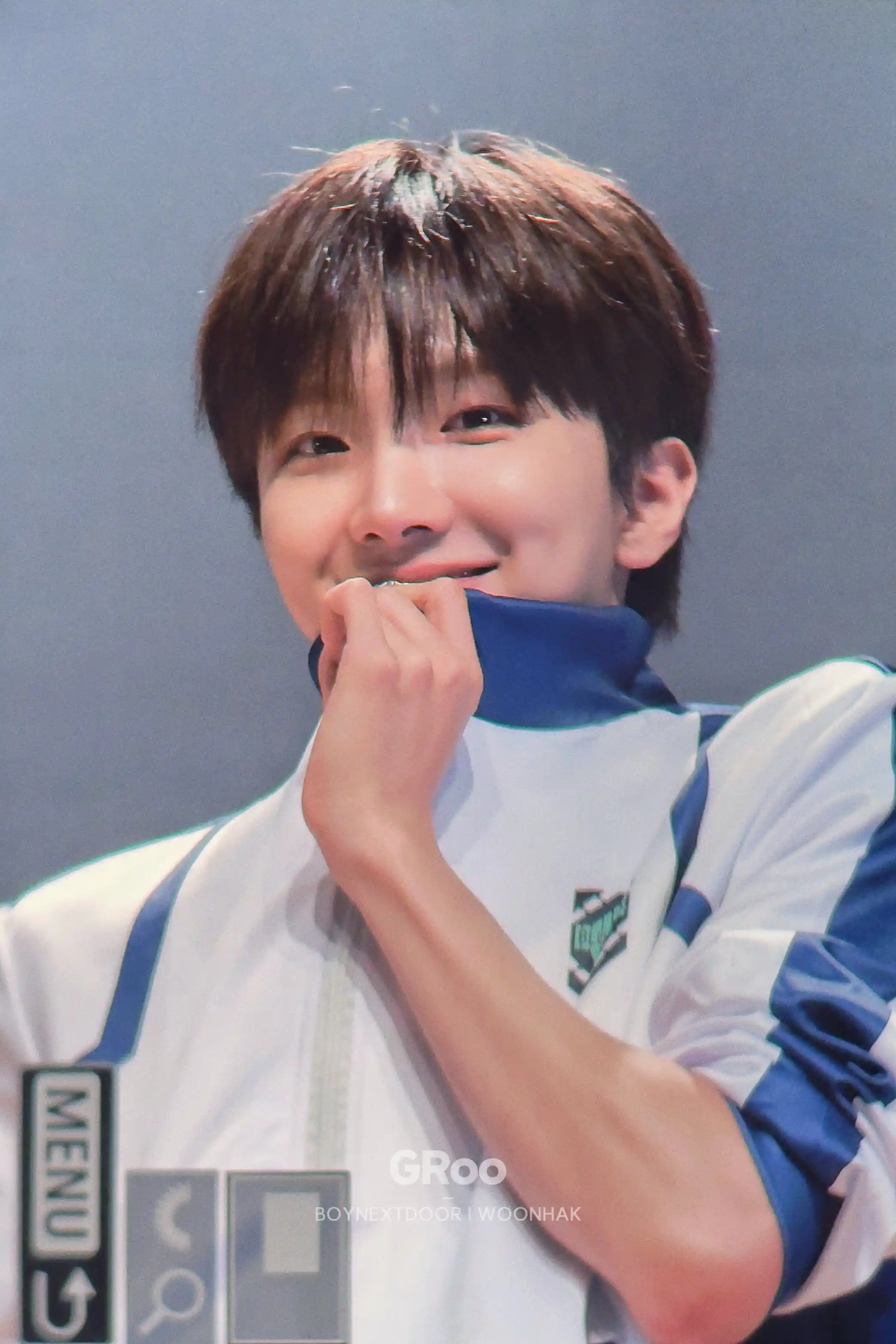 이런 연하가 제 반려라면 반려하지 않겠습니다 김운학 운왼 운른 프리뷰 공항 남찍사 고화질 (34) webp 공유 | 인스티즈