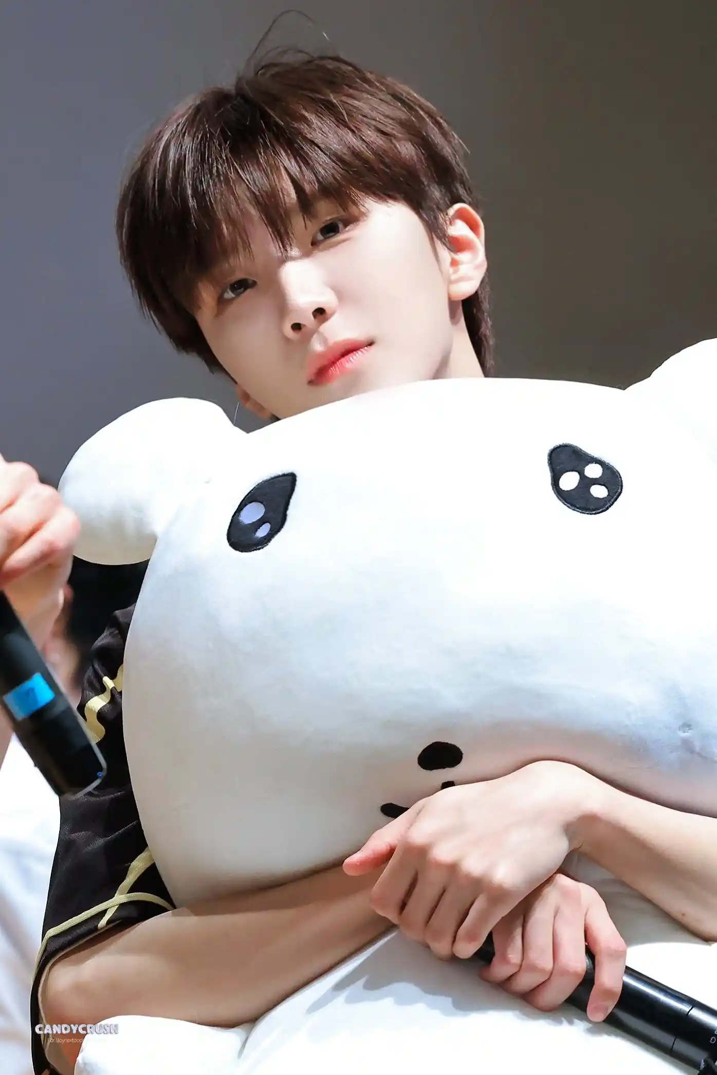 이런 연하가 제 반려라면 반려하지 않겠습니다 김운학 운왼 운른 프리뷰 공항 남찍사 고화질 (34) webp 공유 | 인스티즈