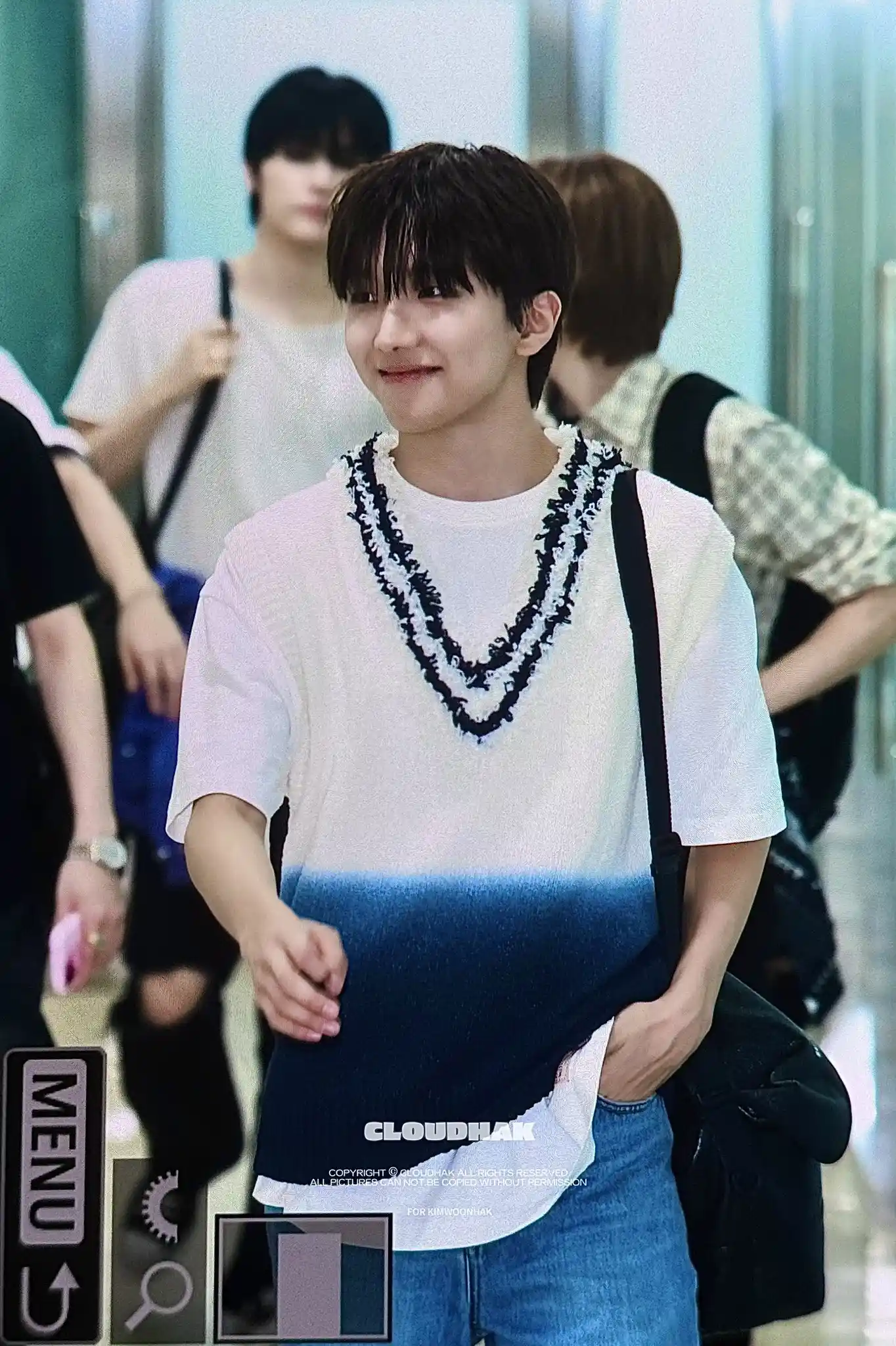 이런 연하가 제 반려라면 반려하지 않겠습니다 김운학 운왼 운른 프리뷰 공항 남찍사 고화질 (34) webp 공유 | 인스티즈