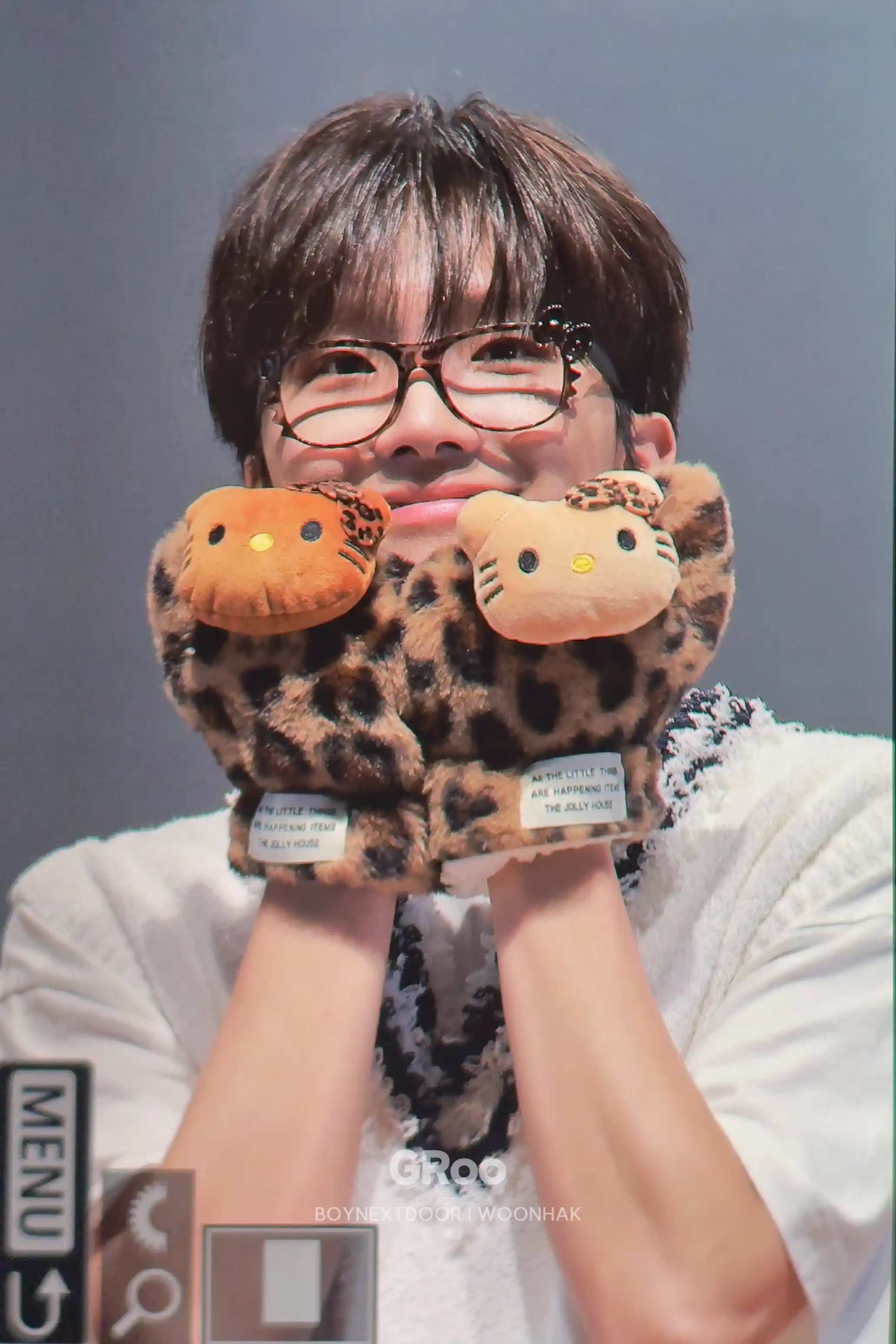 이런 연하가 제 반려라면 반려하지 않겠습니다 김운학 운왼 운른 프리뷰 공항 남찍사 고화질 (34) webp 공유 | 인스티즈