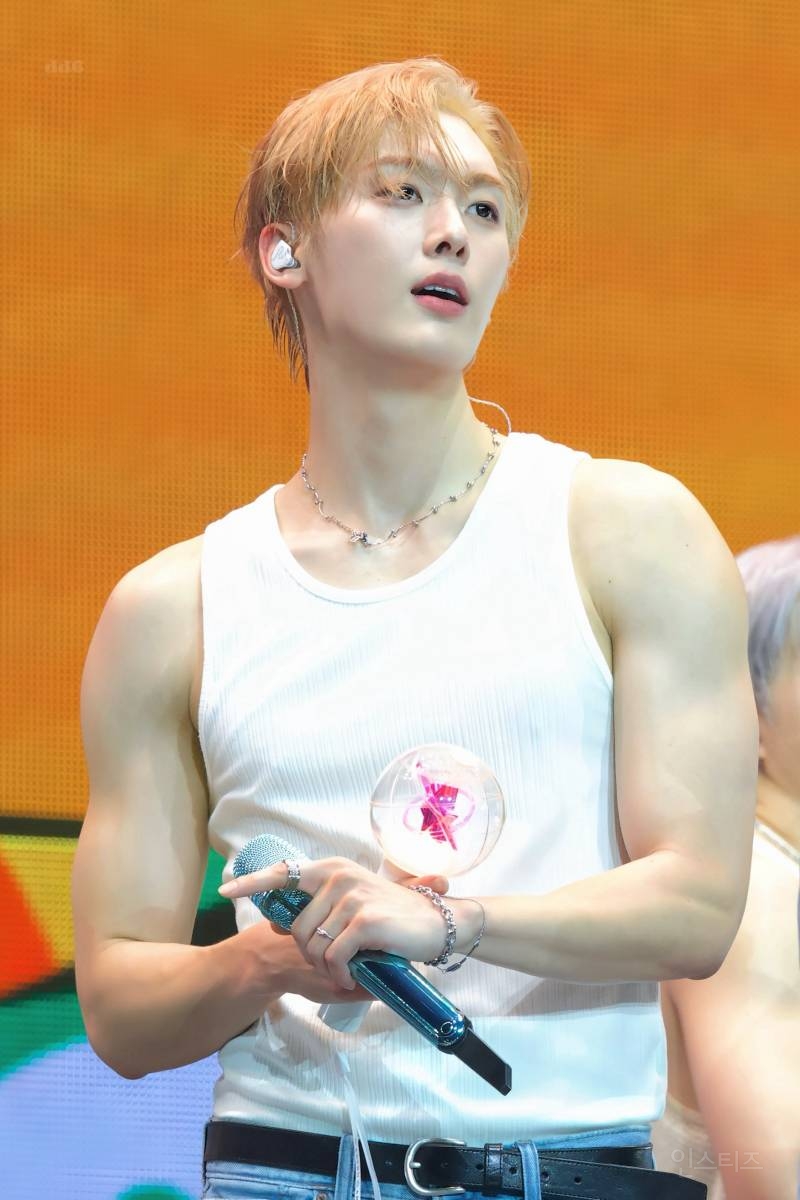  막내티 벗은 아스트로 윤산하 근황3