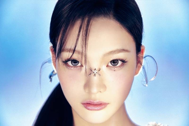ILLIT(아일릿) 'bomb' Concept Photo (MAGIC BOMB Ver.) | 인스티즈
