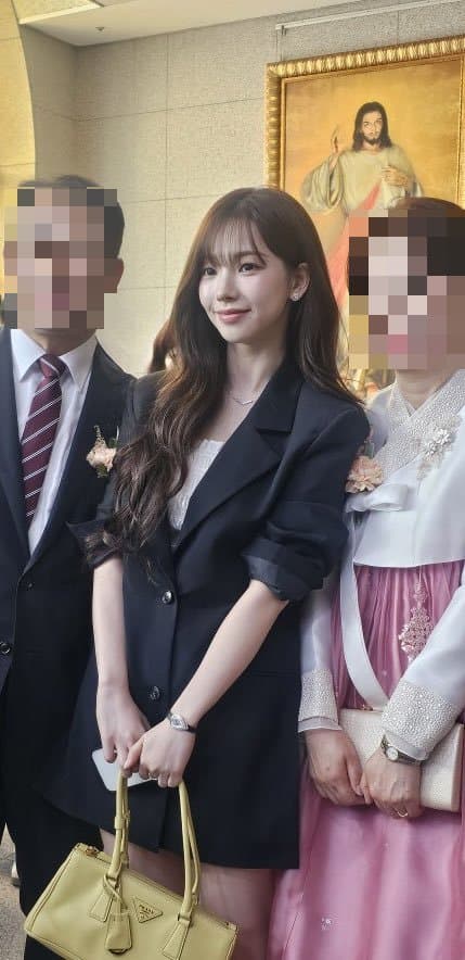 [잡담] 카리나 친언니분 결혼식인데 완전 연예인이다..ㅋㅋㅋ | 인스티즈