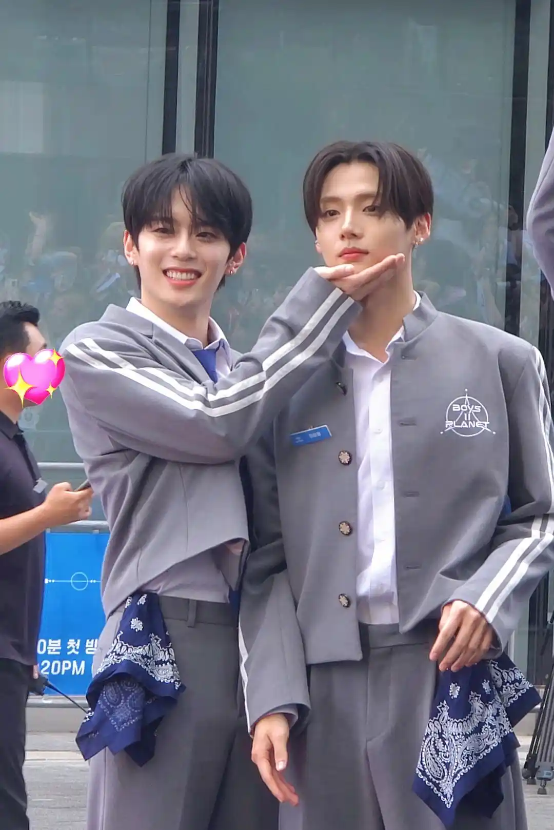 베리베리 유강민 깡왼 깡른 잇깡잇 투샷 프리뷰 남찍사 (21) webp 공유 | 인스티즈