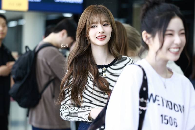  오늘자 팬들 사이에서 반응좋은 엔믹스 설윤 바뀐 스타일링.jpg2
