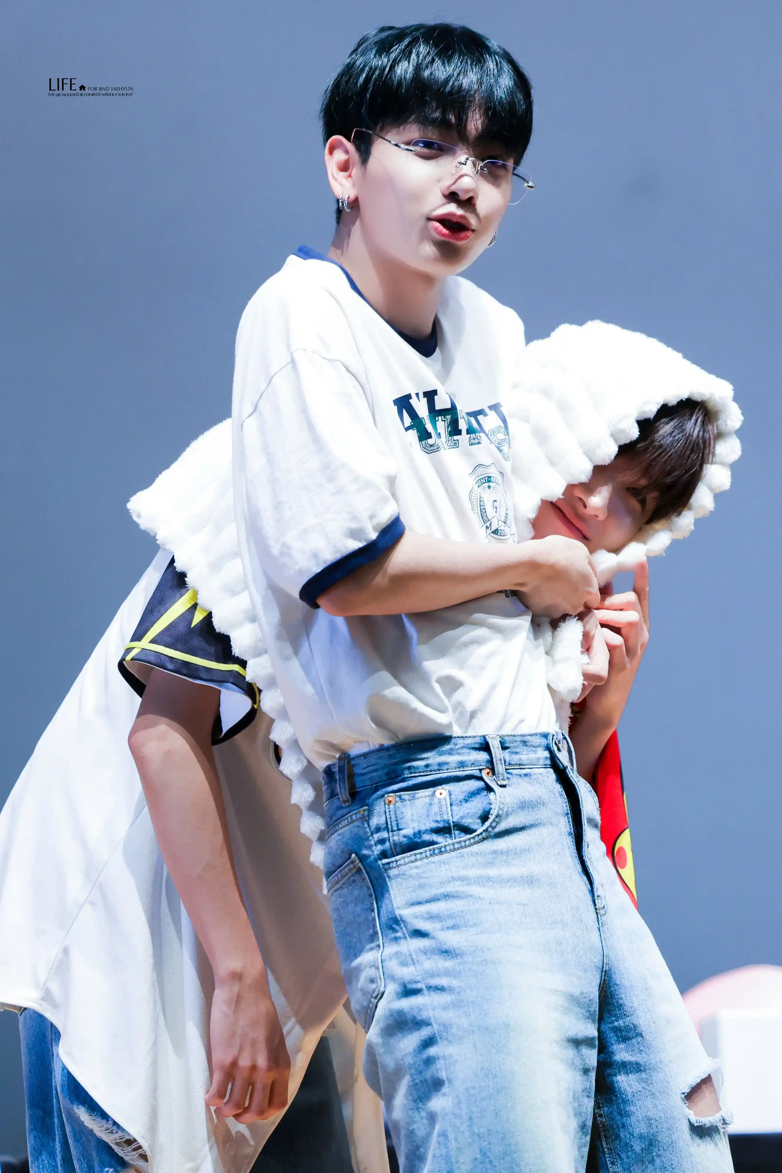 오늘 깔 싱그러워요 김운학 운왼 운른 운덍운 운명즈(김운학×명재현) 투샷 고화질 프리뷰 (31) webp 공유 | 인스티즈