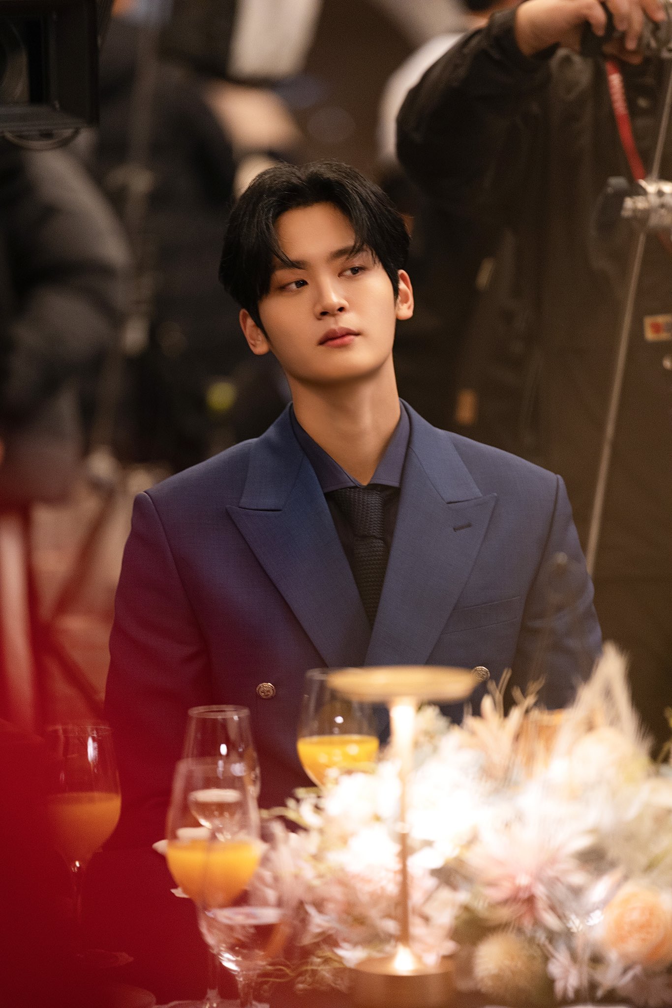 키 큰 문짝남이 취향인 내 눈에 새로 들어온 신인 남배우 | 인스티즈
