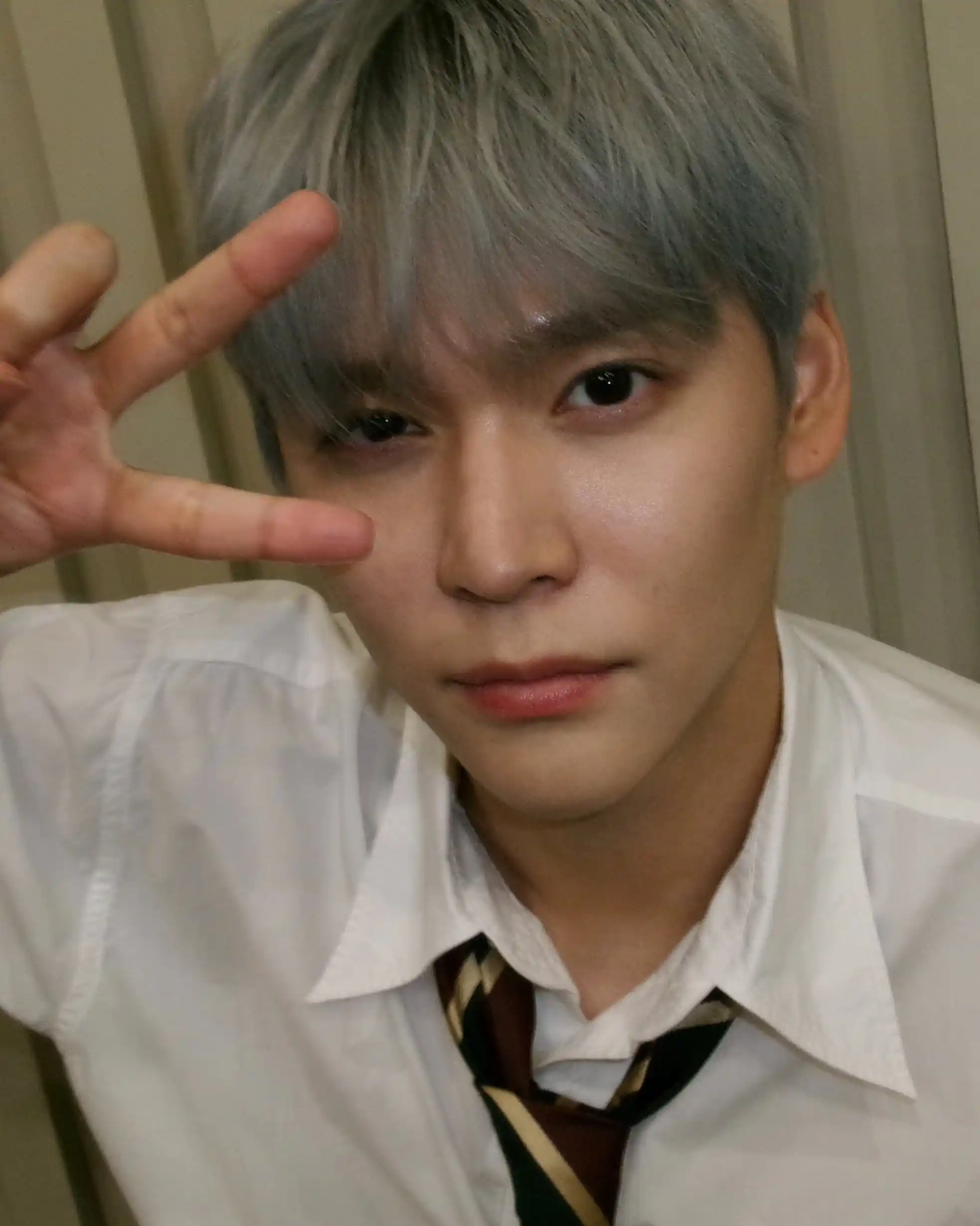 송은석 은왼 은른 셀카 (6) webp + 송은석 은왼 은른 프리뷰 고화질 (12) webp 공유 은석이 너 나랑 영화 볼 거야 말 거야 빨리 정해 | 인스티즈