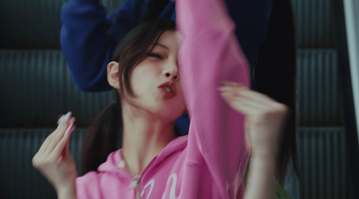 오늘 컴백한 아일릿 빌려온 고양이 뮤비 비주얼.gif | 인스티즈