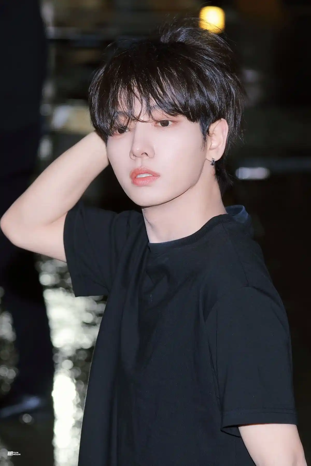 명재현 왔다 명재현 명왼 명른 뉴 셀카 (1) 고화질 (1) 물멍즈 투샷 (2) webp 공유 | 인스티즈