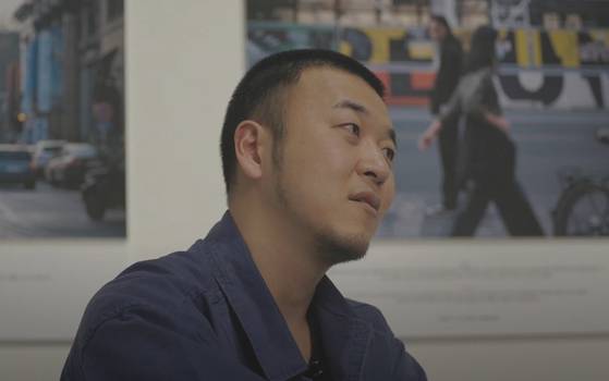  현재 여론 갈리는 이대통령 공식 사진 스타일..JPG119