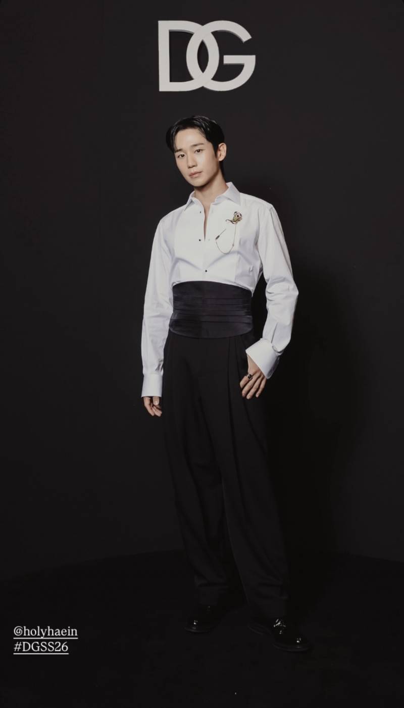 현재 난리 난 정해인 패션쇼 착장.JPG | 인스티즈