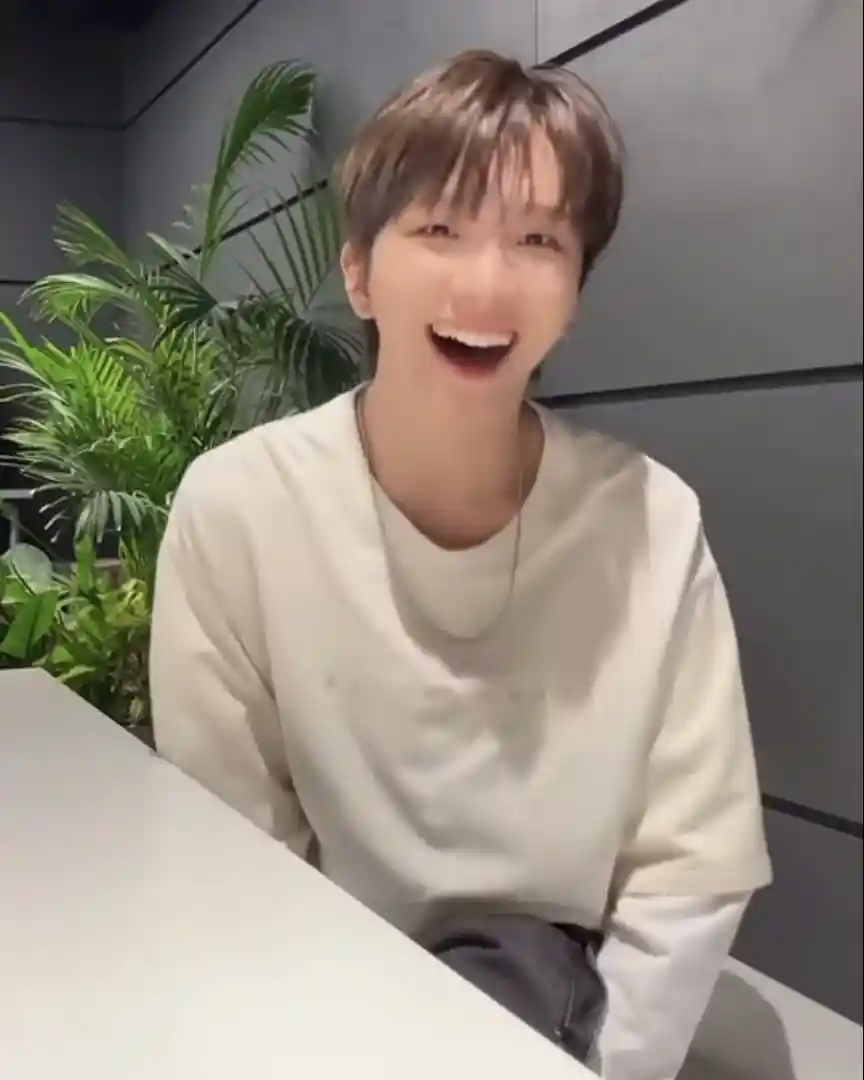 운학아 넌 웃을 때 제일 예뻐 김운학 운왼 운른 캡처 (8) webp 공유 | 인스티즈