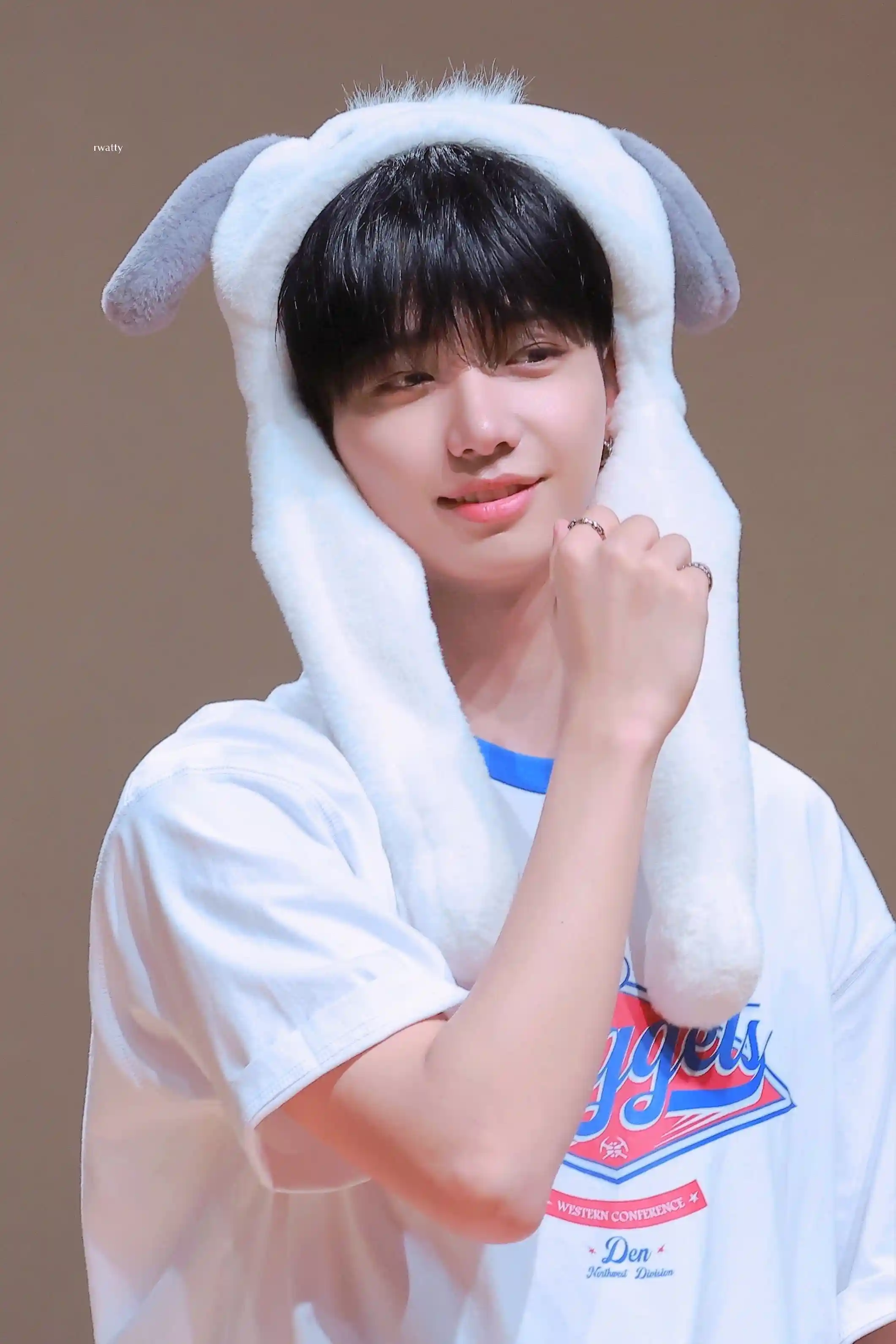 재현아 얼굴 갈 거야? 명재현 명왼 명른 고화질 (12) webp 공유 나 너 보려고 다시 온 건데 | 인스티즈