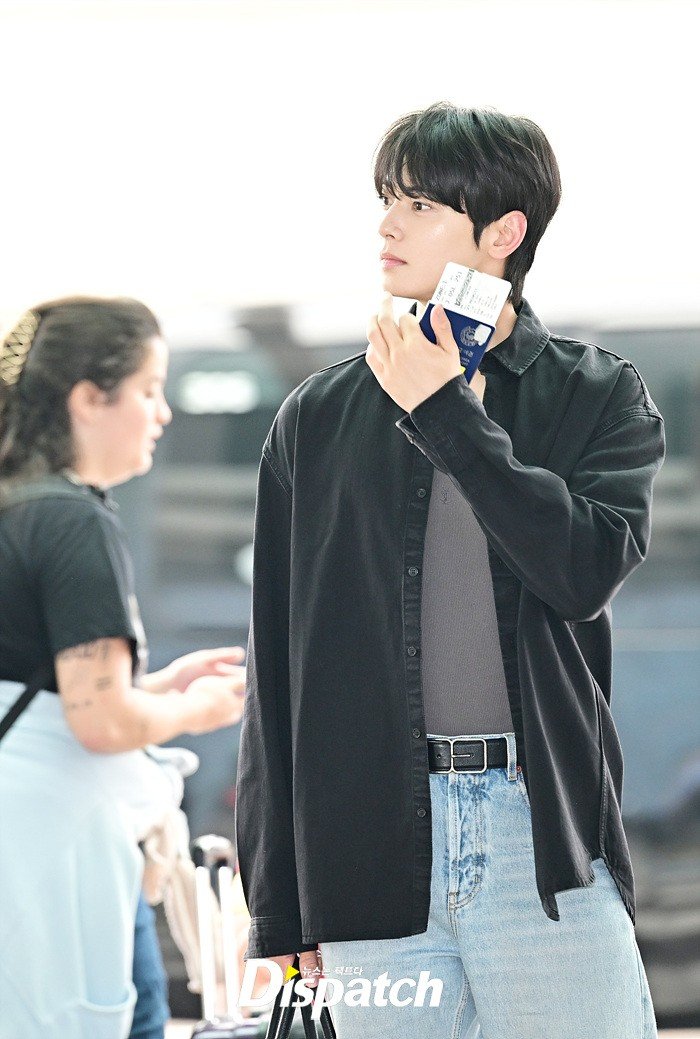 [잡담] 차은우 출국 사진 | 인스티즈