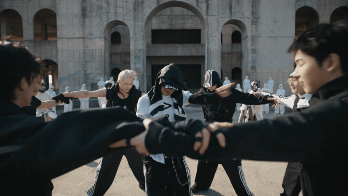 상처 입은 뱀파이어미 장난 없는 엔하이픈 Outside 뮤비 | 인스티즈