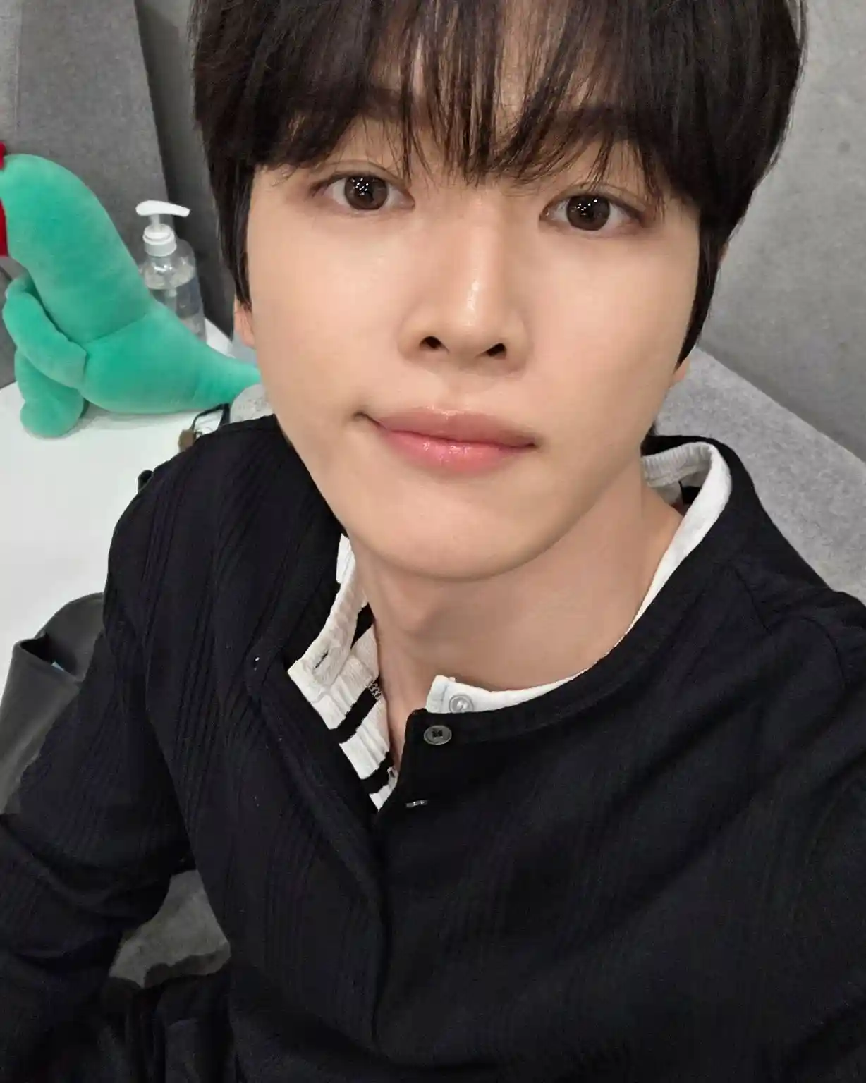 박원빈 군의 요청으로 작성된 정성찬 숑왼 숑른 셀카 (6) webp 공유 | 인스티즈