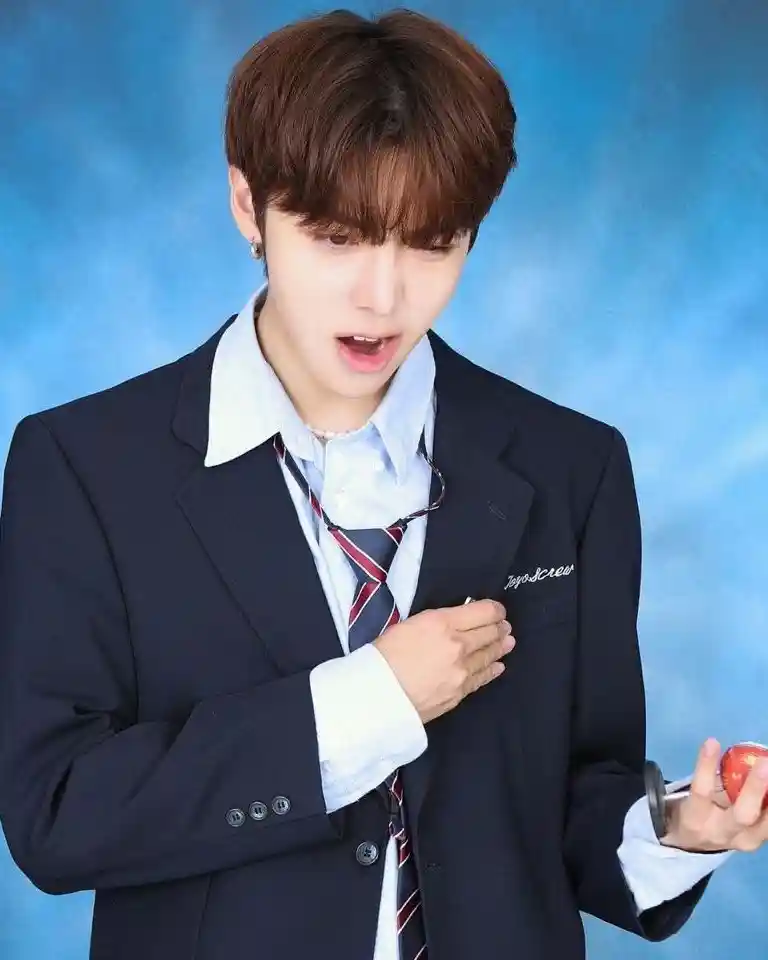 올데이프로젝트 ADP 05 조우찬 교복 (2) webp 공유 요즘 우찬이 짤이 많이 올라오네요 각국 똥개 좋아하던 버릇 못 버린 거죠 | 인스티즈