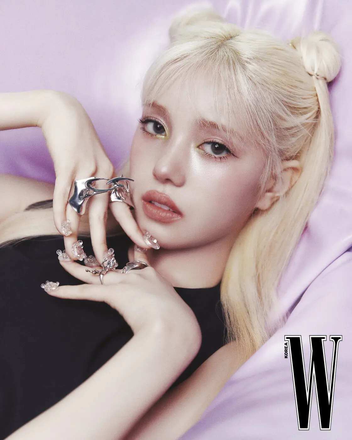 데뷔하자마자 뷰티 화보 찍은 신인 여돌 비주얼.jpg | 인스티즈