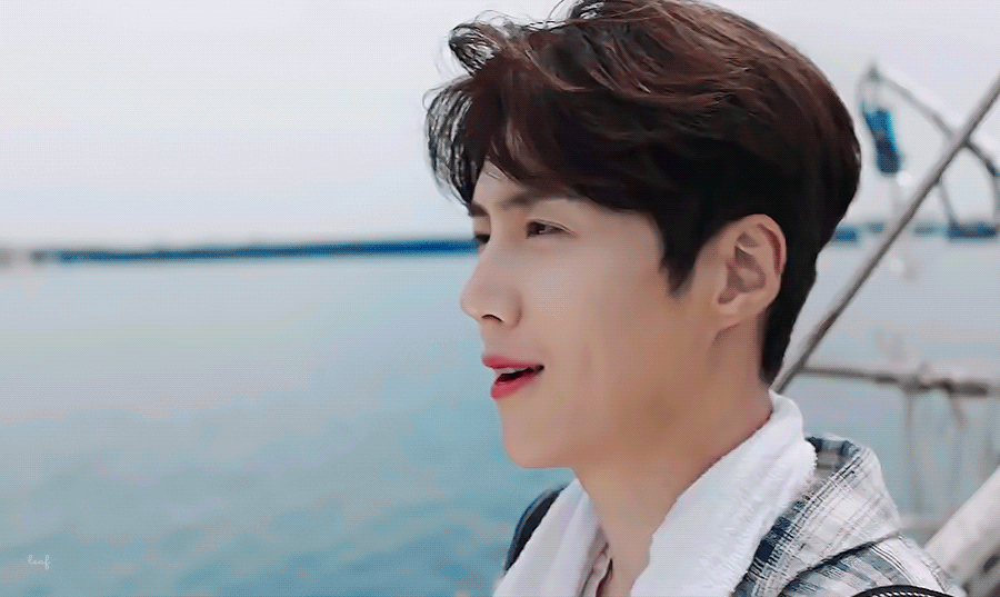 얼굴에 악역과 선역이 모두 있는 배우 .gif | 인스티즈