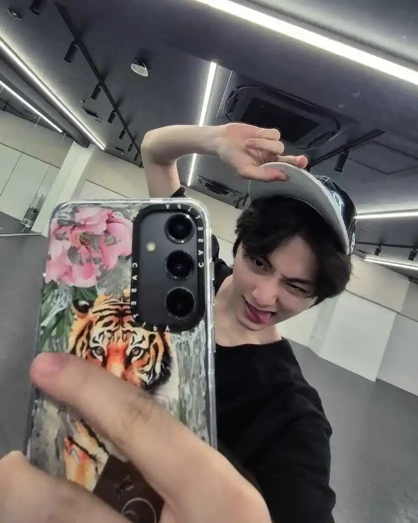 사담 모든 한태산 한동민을 위한 취향의 탯왼 탯른 탯뢴 남찍사 (48) webp 공유 | 인스티즈