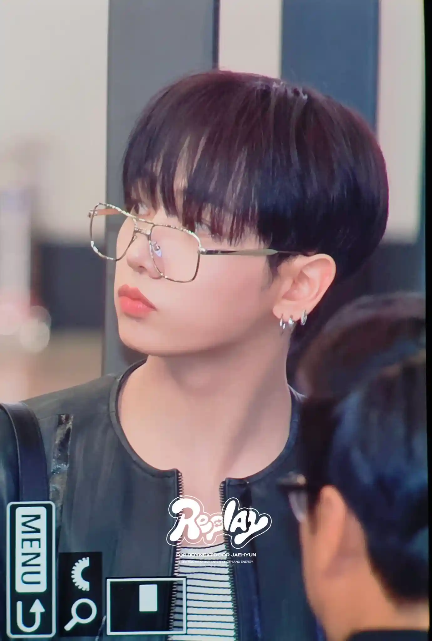 명재현 얼굴 주사위 6의 날 오늘 깔 진짜 좋다 저장 안 하면 "손해" 명재현 명왼 명른 남찍사 고화질 프리뷰 (75) webp 공유 | 인스티즈