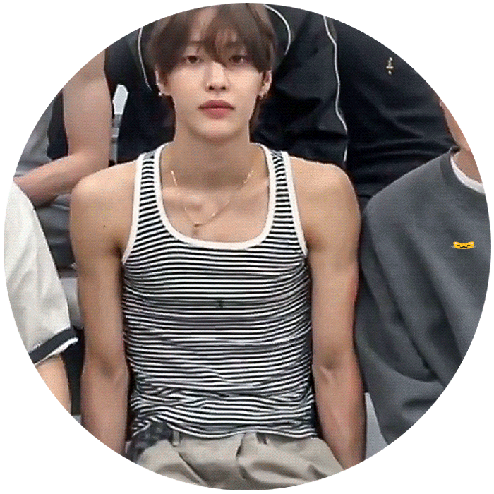 [잡담] 원빈 진짜 몸프레임 넘 예뿌다... | 인스티즈