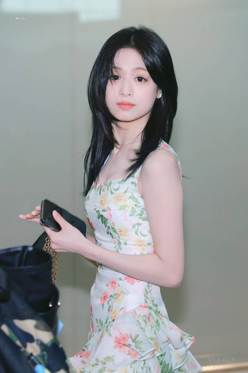 오늘 베이비몬스터 아사 아현 출국 사진 | 인스티즈