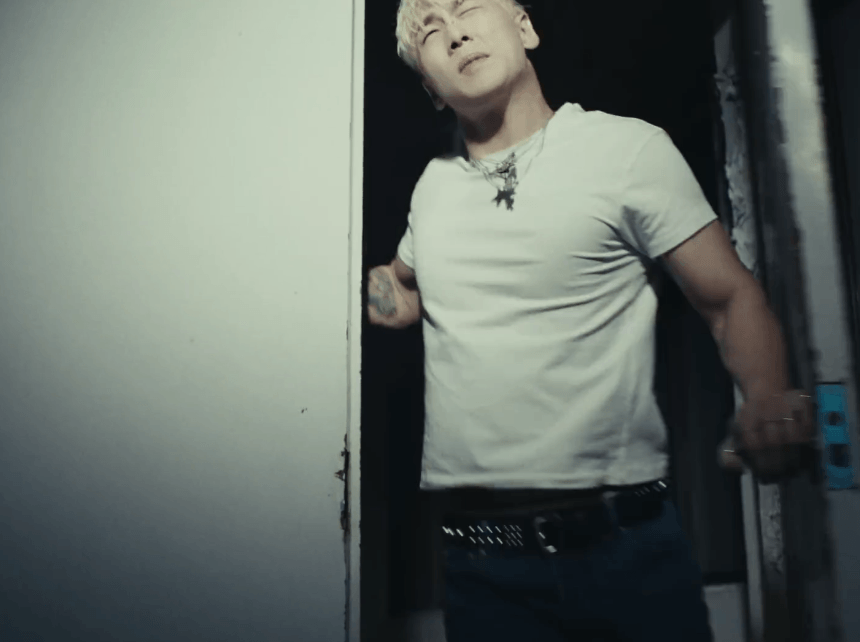 솔로 활동 때 마다 흑발을 했던 백호가 금발로 컴백한 이유 | 인스티즈