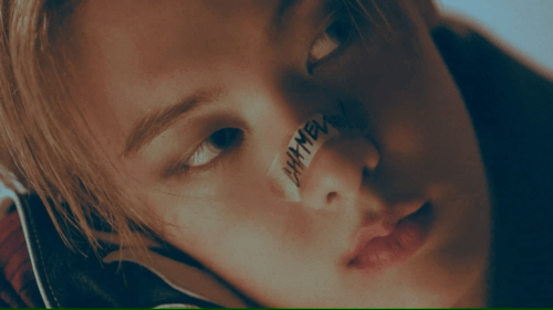 전혀 생각 못했던 컨셉인데 찰떡인 아이돌 .jpgif | 인스티즈