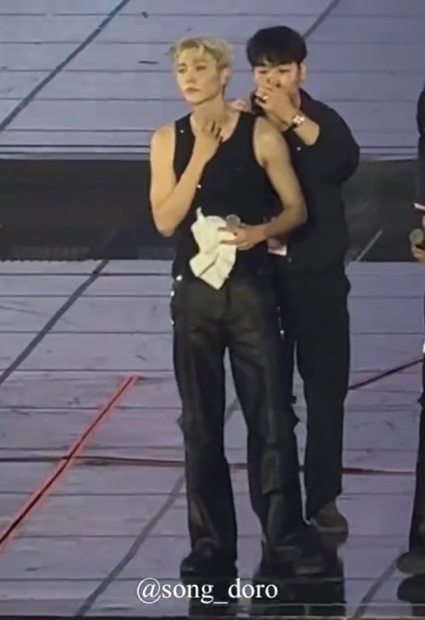 [잡담] 은석 실물 비율 진짜 이럼 | 인스티즈