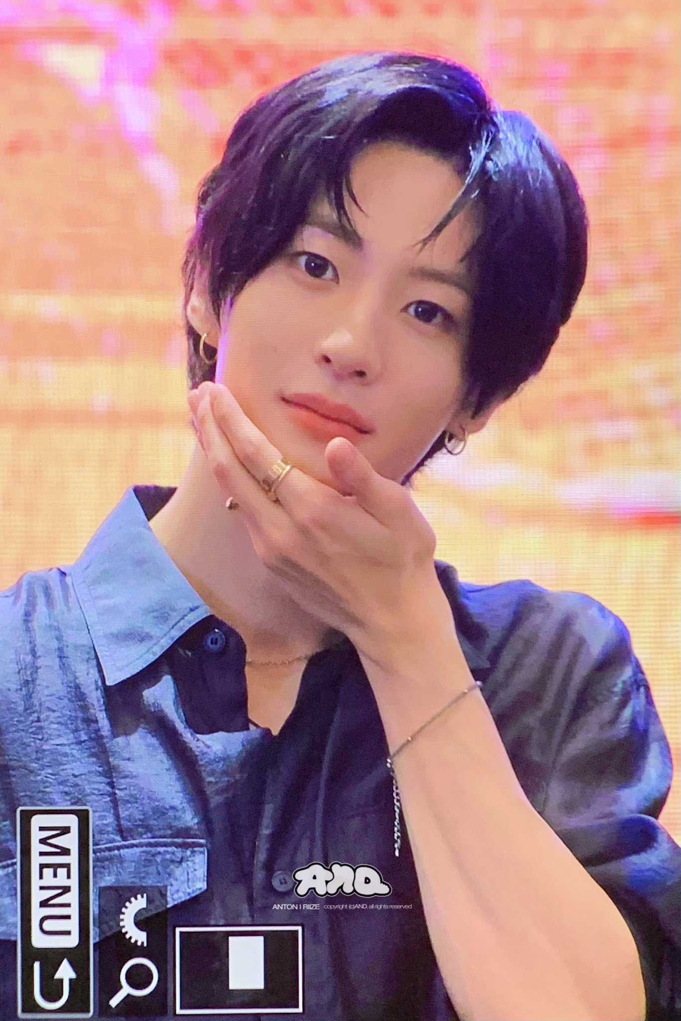 [잡담] 앤톤 플뷰ㅠㅠ 이뻐요 찬영아 🥹 | 인스티즈