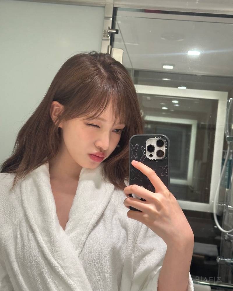 살 빠지고 미모 물 오른 리즈.jpg | 인스티즈