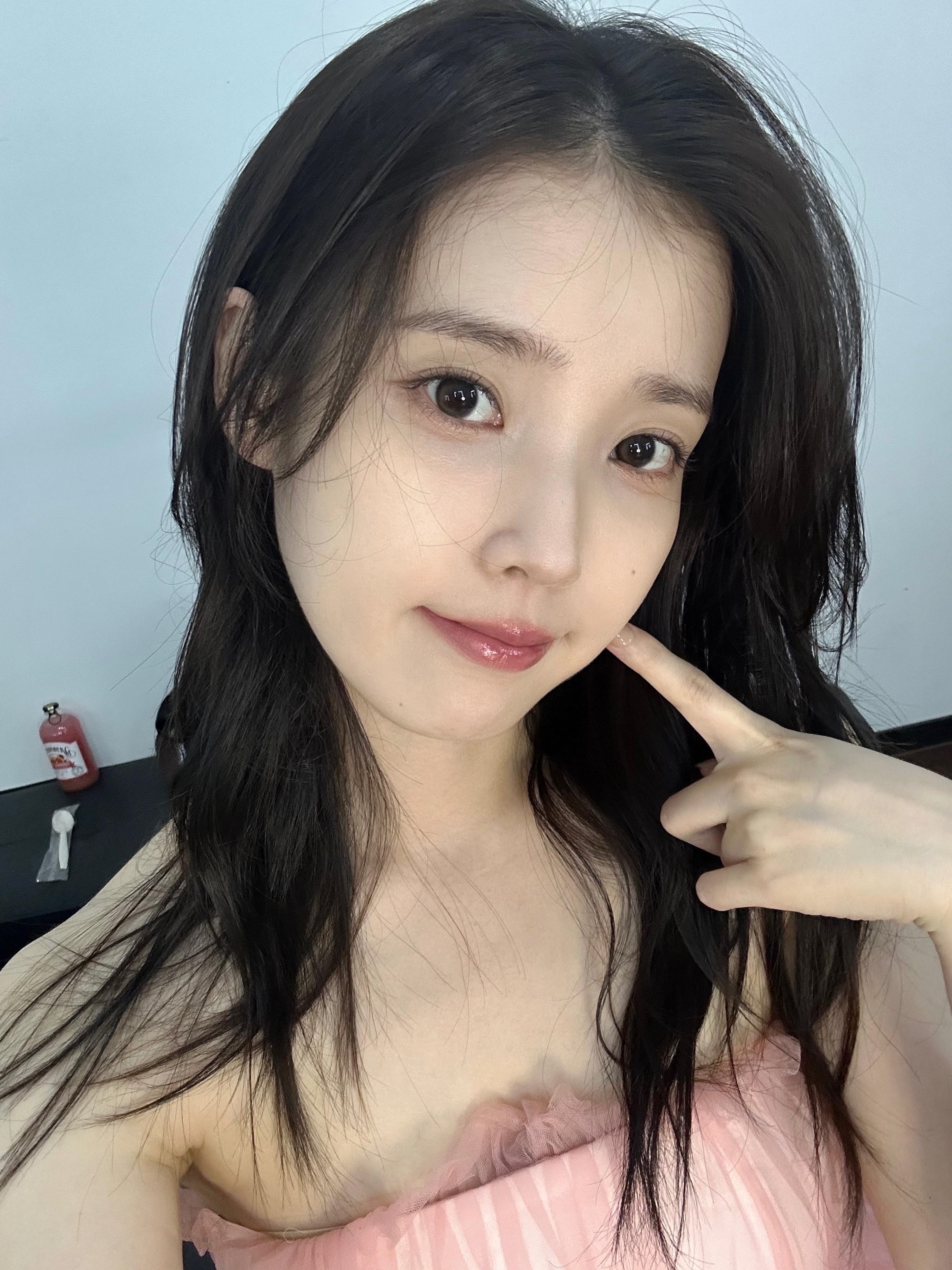 [잡담] 아이유여보 왔다 | 인스티즈