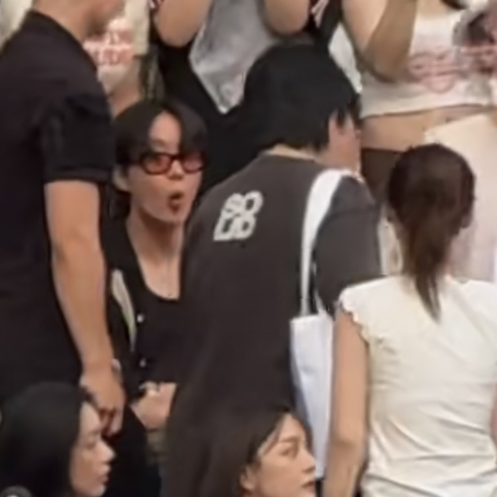[잡담] 아 제이홉이랑 나연 서로 마주친 표정이래ㅋㅋㅋ | 인스티즈