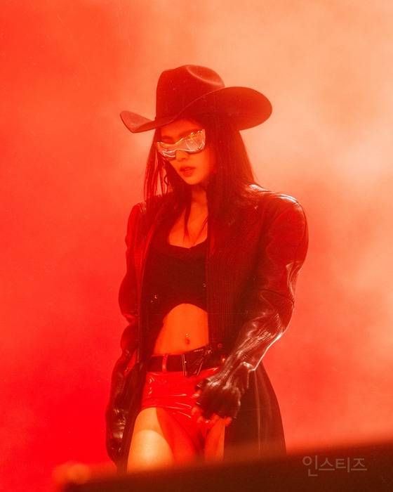 25 상반기 제니 느좋+핫했던 스타일링 총 모음 (스압) | 인스티즈