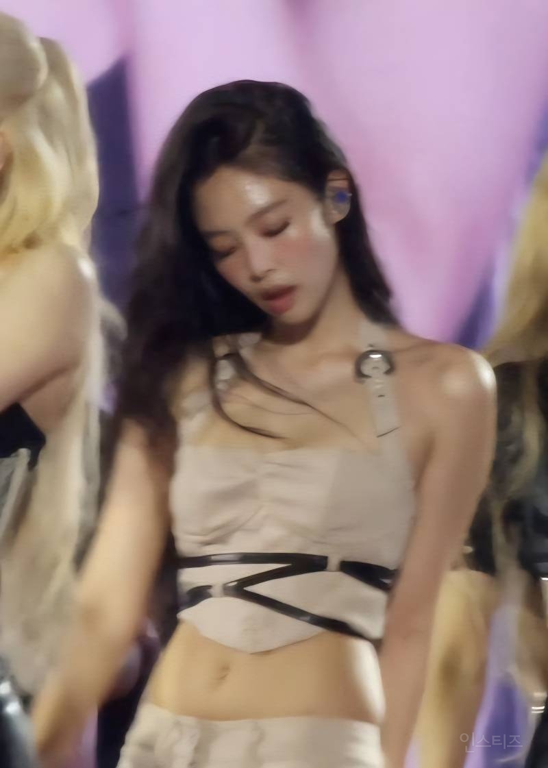 25 상반기 제니 느좋+핫했던 스타일링 총 모음 (스압) | 인스티즈