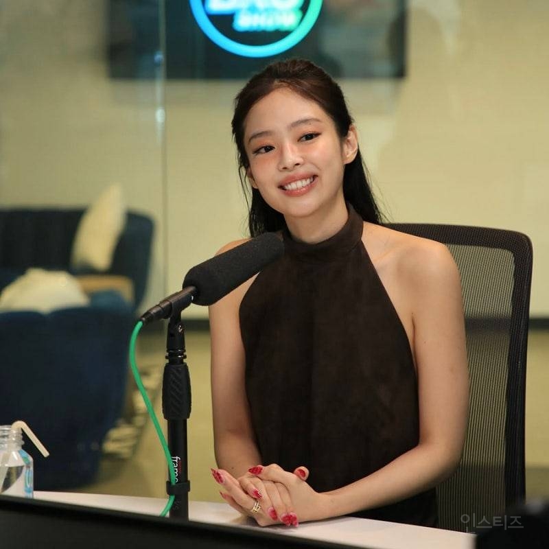 25 상반기 제니 느좋+핫했던 스타일링 총 모음 (스압) | 인스티즈