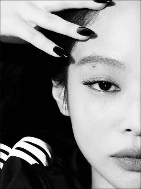 25 상반기 제니 느좋+핫했던 스타일링 총 모음 (스압) | 인스티즈