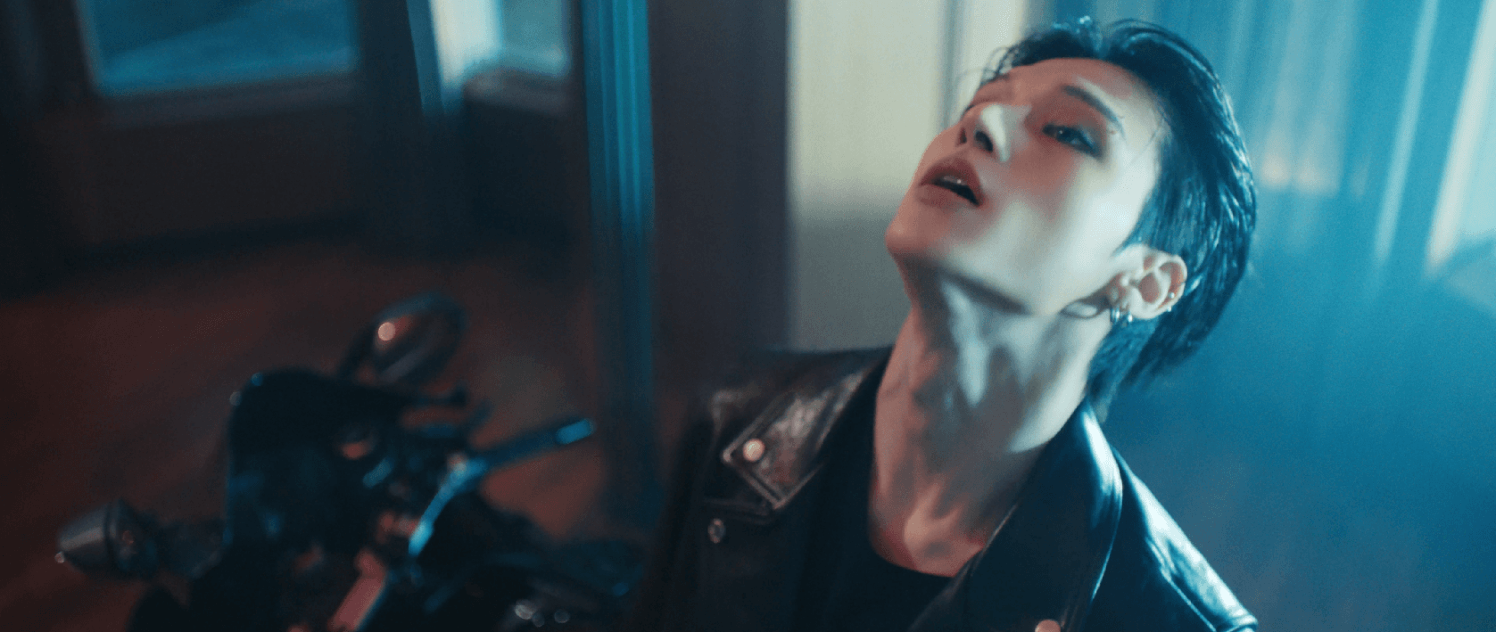 오늘자 미국 앨범 낸 에이티즈 뮤비 비주얼.gif | 인스티즈