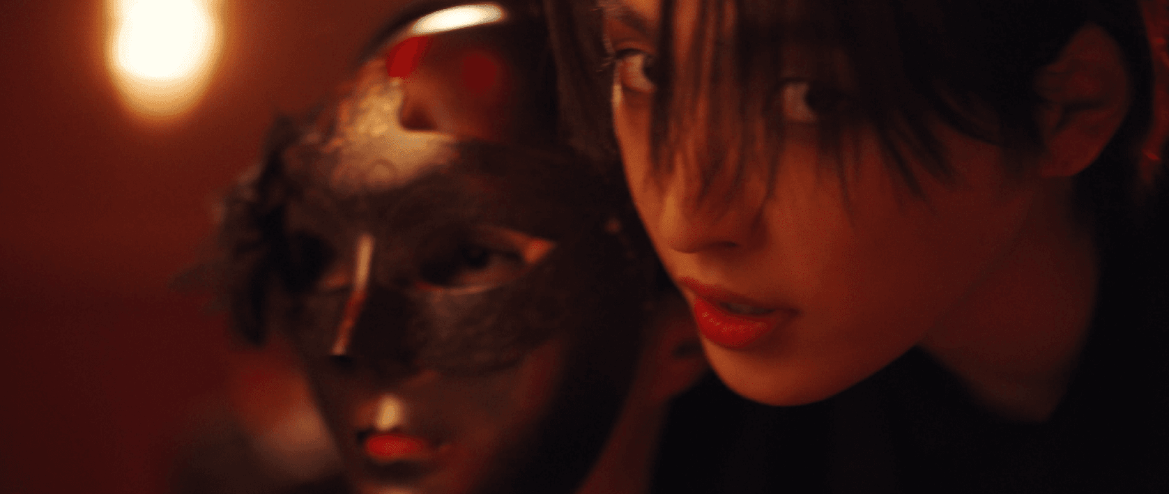 오늘자 미국 앨범 낸 에이티즈 뮤비 비주얼.gif | 인스티즈