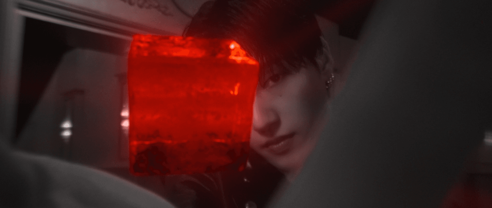 오늘자 미국 앨범 낸 에이티즈 뮤비 비주얼.gif | 인스티즈